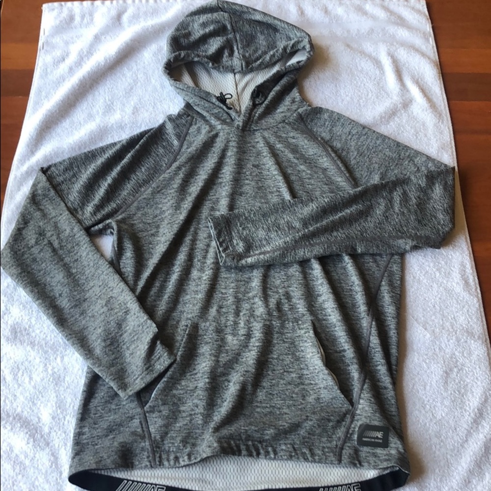 American Eagle men’s small lightweight hoodie grey